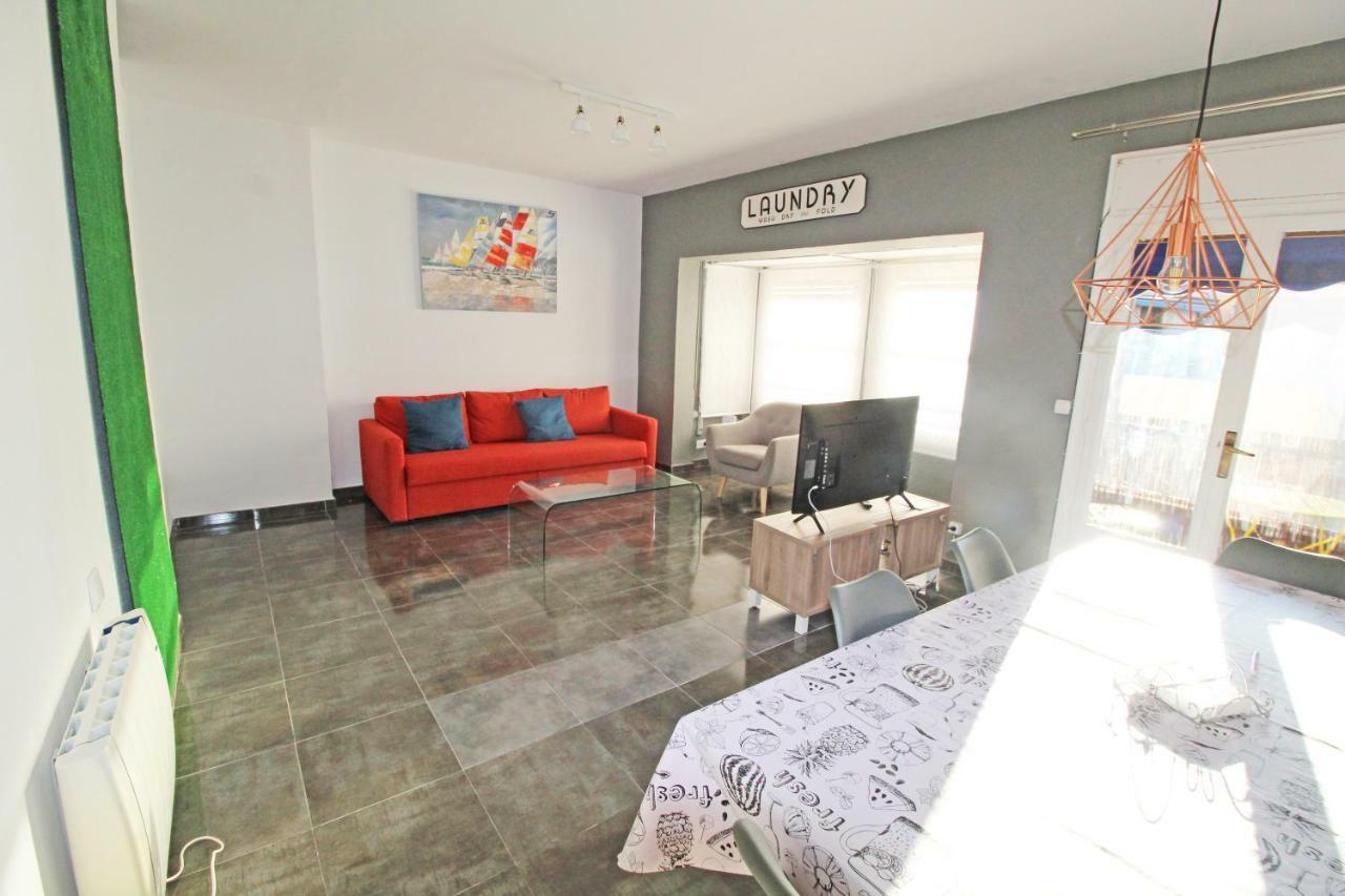 Centrico Y Espacioso Piso En Barrio Tranquilo Αλικάντε Εξωτερικό φωτογραφία
